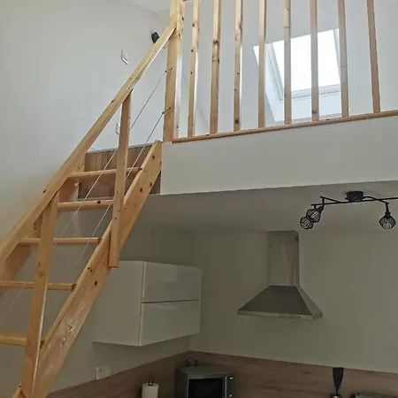 Apartment Climatise 38m2 Poitiers Proche Futuroscope Buxerolles